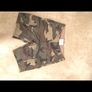 Army Fatigue American Eagle Cargo Shorts